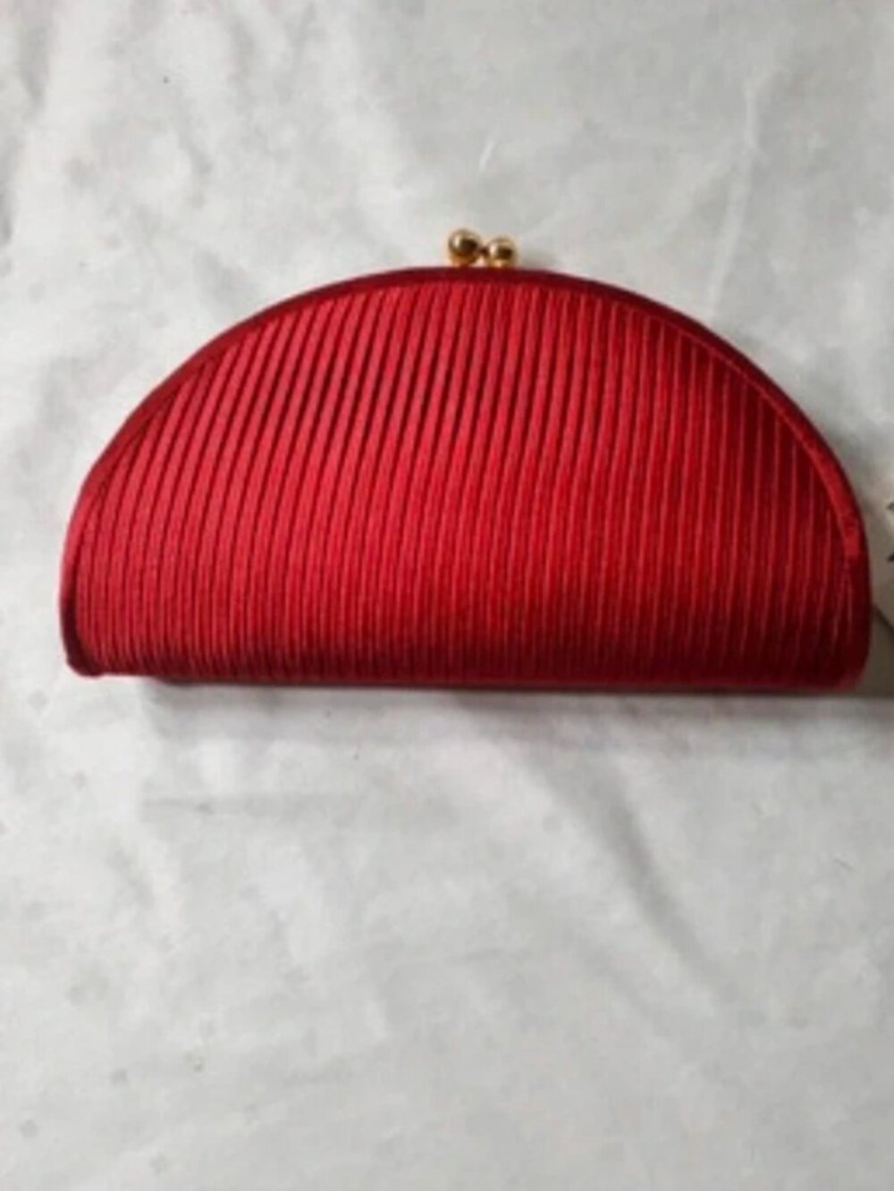 NWT Magid red wine color gold kiss lock